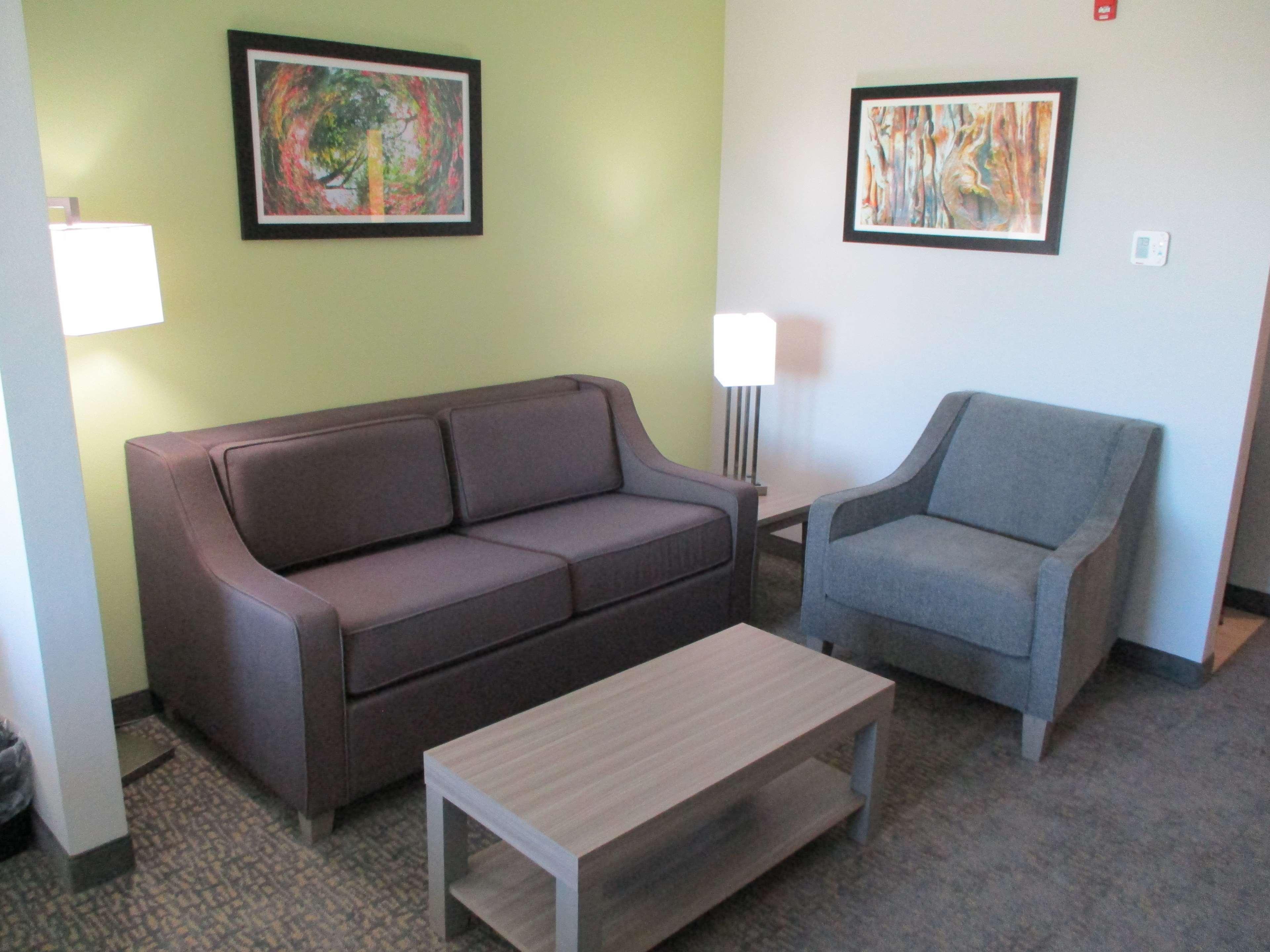 La Quinta Inn & Suites By Wyndham Jackson-Cape Girardeau المظهر الخارجي الصورة