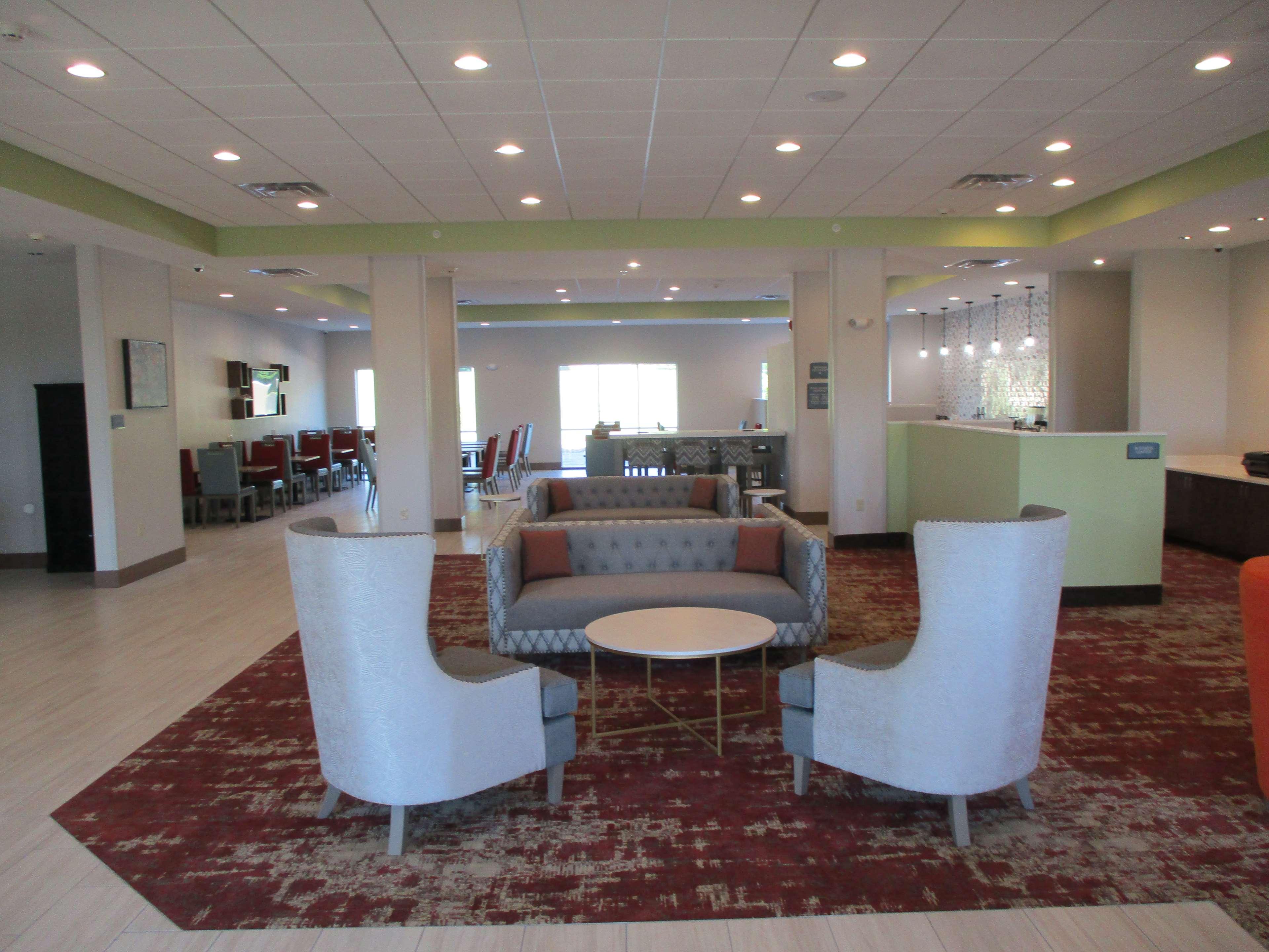 La Quinta Inn & Suites By Wyndham Jackson-Cape Girardeau المظهر الخارجي الصورة