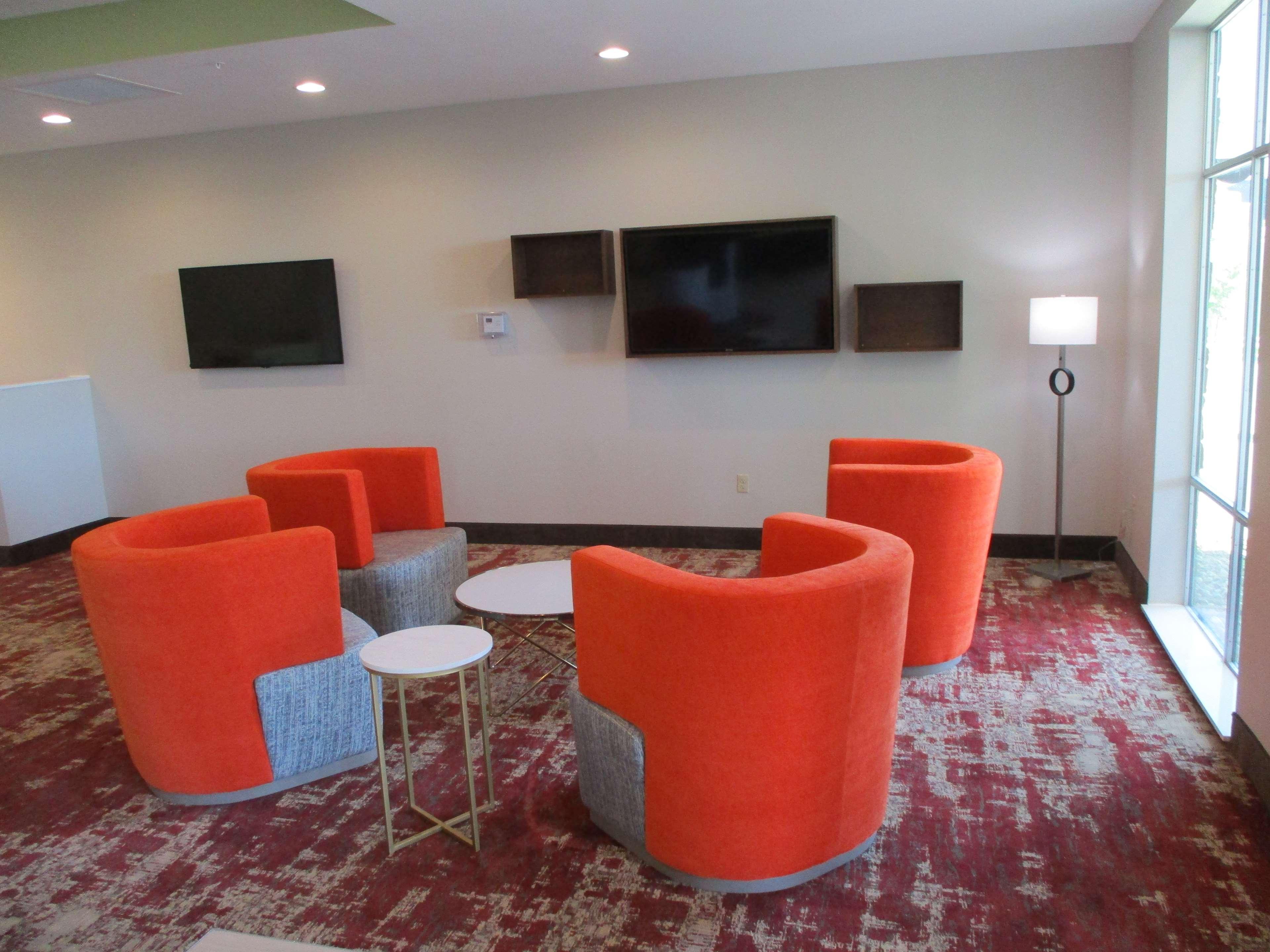 La Quinta Inn & Suites By Wyndham Jackson-Cape Girardeau المظهر الخارجي الصورة