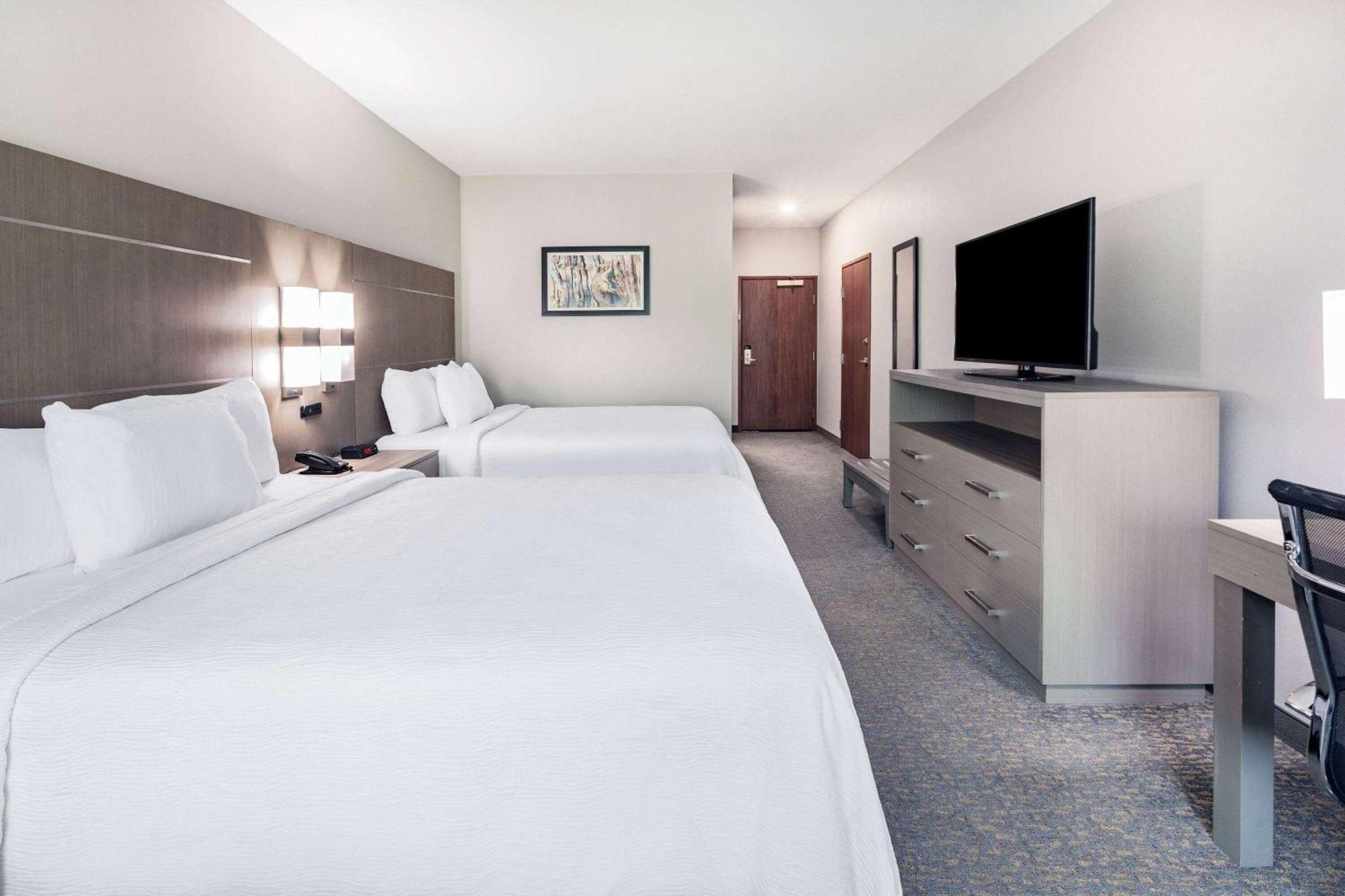 La Quinta Inn & Suites By Wyndham Jackson-Cape Girardeau المظهر الخارجي الصورة