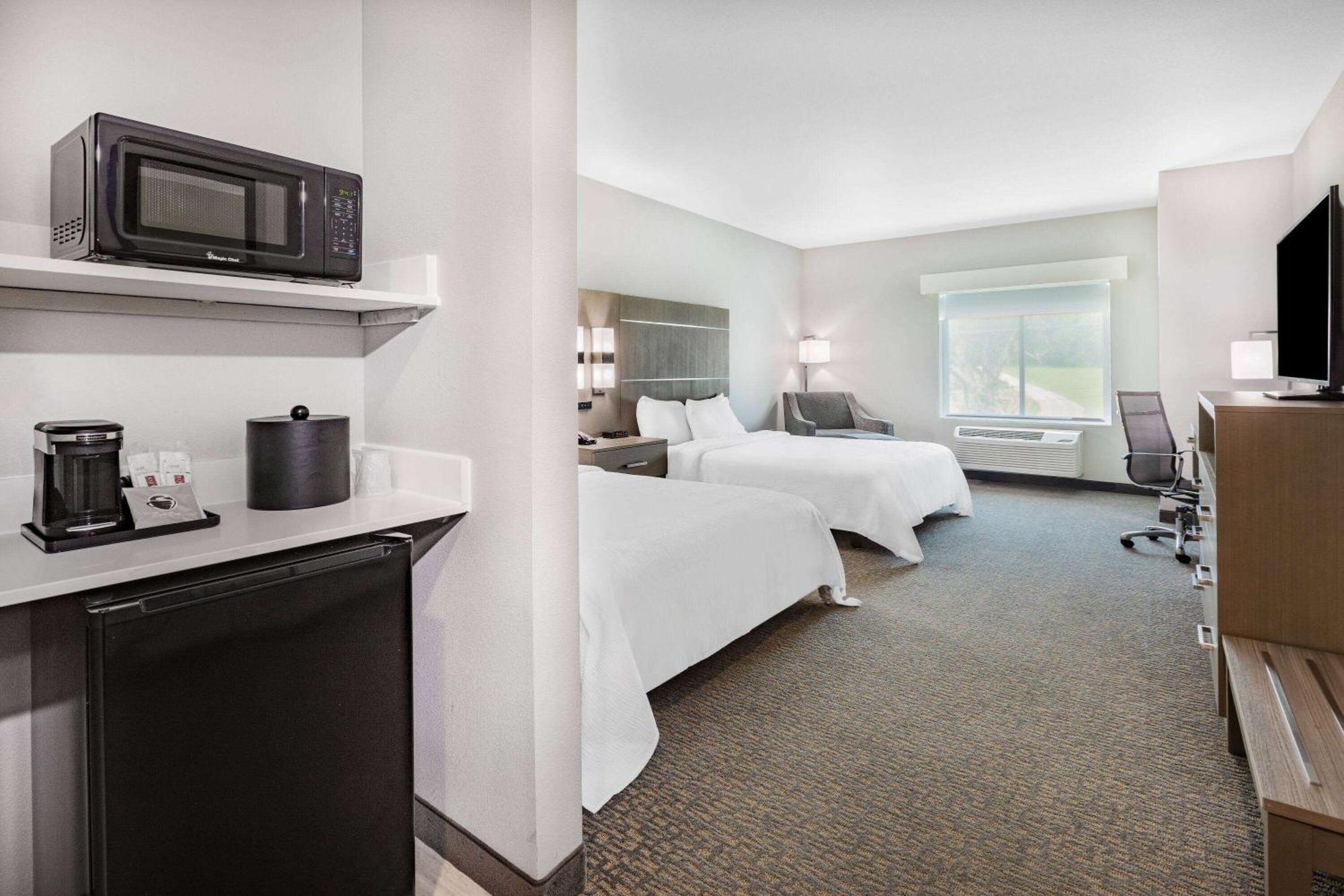 La Quinta Inn & Suites By Wyndham Jackson-Cape Girardeau المظهر الخارجي الصورة